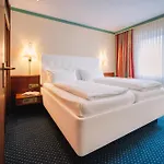 Royal 호텔 4*