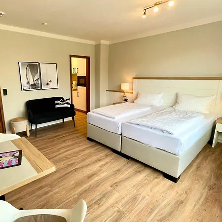 Royal Hotel 4*