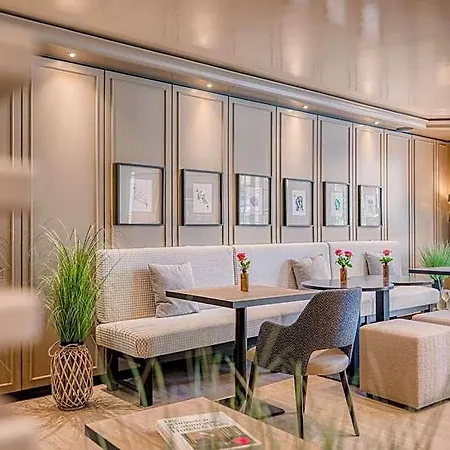 Royal Hotel 4*